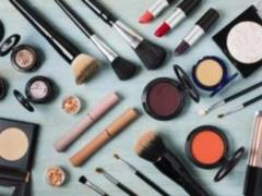 Техники и правила использования тональных средств для зрелой кожи