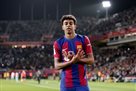 PSG is ready to pay Barcelona 200 million euros for Yamal - Marca