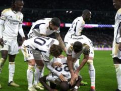 Real Madrid with Lunin s clean sheet, two own goals, Modric s divine goals and Guler s debut goal, defeating Sel