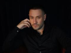Известный украинский певец рассказал о родителях в оккупации и ответил, готов ли идти на фронт