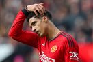 Manchester United did not give Varane a new contract