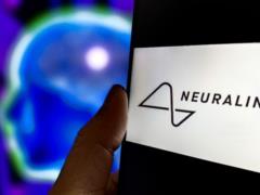 Neuralink показала видео, как ее пациент перемещает курсор силой мысли