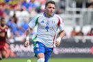 Retegi is the first over 100 players from Genoa, who was awarded a double for the Italian national team
