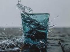 Названі корисні замінники води