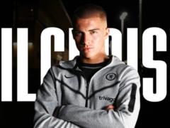 Chelsea extended contract with Gilchrist