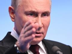 Запад не должен позволить Путину развернуть второй фронт в Европе — The Telegraph