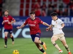 Valencia won minimally against Osasuna due to Budimir s missed penalty