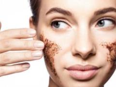 Experts explained why not varto vikoristovuvati scrubs for facial appearance
