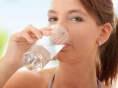 Drinking without feeling drunk: why is it safe to drink water without feeling like drinking water?