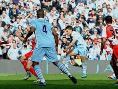 Aguerooooo, Deniiii: the two most important problems in football