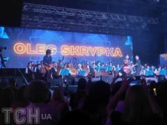 Скрипка впервые громко отметил день рождения: праздновал юбилей