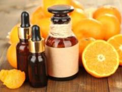 Orange oil for hair: roots of power and methods of recovery