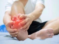 Increased attacks of gout and hypertension: two illnesses that increase the risk of gout