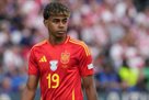 Yamal: Carvajal in a neutral form