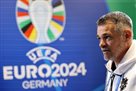 Sagnol: Georgia can write with its own game