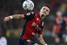 Genoa is looking to buy a striker from Marseille