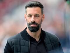 Van Nistelrooy waited to leave before Ten Gaga s coaching staff - AD