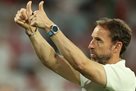 Southgate: Pivni kelihi from the stands create an unnatural environment for robots