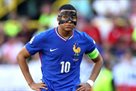 Deschamps: It seems like you can see through the mask in 3D