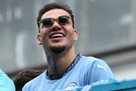 Ederson, after a while, became Ronaldo s teammate - the clubs began to change their minds
