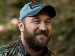 Студия  Квартал 95  высказалась о выезде Ханумака в США:  Никогда не был штатным работником 