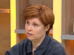 The artist Gapchinska first showed her former home, which was destroyed and looted by the occupiers