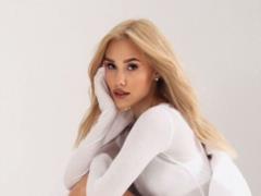 Даша Квиткова откровенно рассказала о своих поклонниках и какие неожиданные подарки от них получает