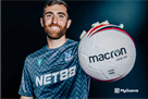 Crystal Peles on loan to Nottingham Forest goalkeeper