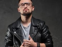 Известный певец шокировал, что во Львове ракета попала рядом с его домом:  Думал, прилетело в мой 