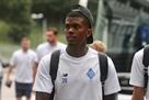 Ceballos makes his debut in the starting warehouse of Dynamo Kiev in the postponed match against Vorskla
