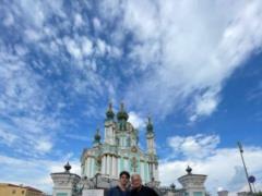 Сын Майкла Дугласа поделился своими впечатлениями от поездки в Киев и показал особое видео