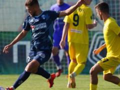 Persha League. Metalist and Poltava defeated Minai and Mariupol