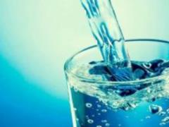 Продукти, які сприяють затримці води в організмі