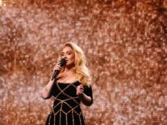 36-летняя Адель шокировала потерей слуха:  Это самое болезненное, что со мной случалось 