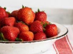 Cory power half: an essential berry delicacy
