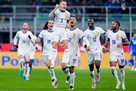 Король стандартів Дінь виборов для Франції першу сходинку групи A2 в дуелі проти Італії
