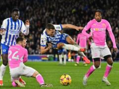 Southampton take points from Brighton