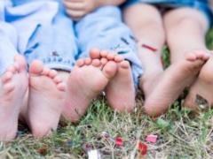 Summer is not safe: see an orthopedist to take care of your legs