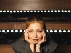 Tina Karol with her 16-year-old son tried on the military uniform and buried her photo: “Terminator”