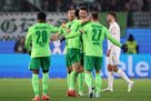 Wolfsburg have a high-scoring match and win in Mainz