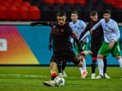  Кривбасс  уверенно обыграл  Карпаты  и приблизился к  Шахтеру  в УПЛ