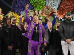 Усик вышел с важным месседжем на взвешивание перед реваншем против Фьюри