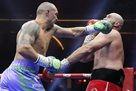 Усик переміг Ф юрі вдруге і залишився чемпіоном світу