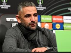 Sporting recruited forward Amorim through the second month of work and recognizing a new head coach