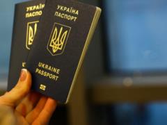 Рада ухвалила закон про спрощення отримання громадянства для подружжя військових ЗСУ