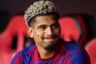 Barcelona will not loan Araujo to Juventus without a binding clause