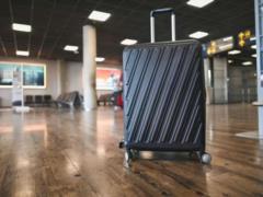 You shouldn’t travel with a black suitcase if you don’t want to ruin your vacation: what’s the reason?