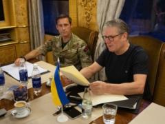 Британский премьер Стармер прибыл в Украину