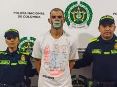 In clown makeup and a hat with a lion s head: the police detained a famous thief