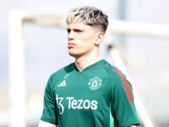 Chelsea are interested in two talented wingers from top clubs